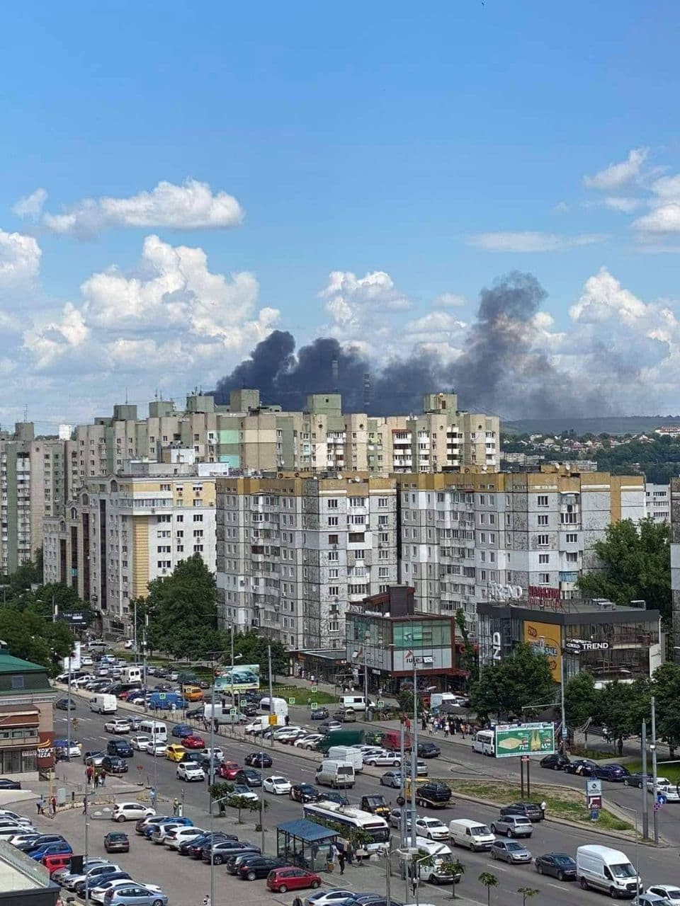 FOTO // Incendiu puternic la Ciocana. Fumul a acoperit tot sectorul