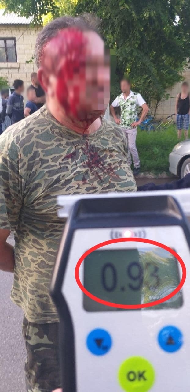 FOTO // Șofer beat la volan: ,,Mai bine provoc o tragedie, decât să opresc mașina”