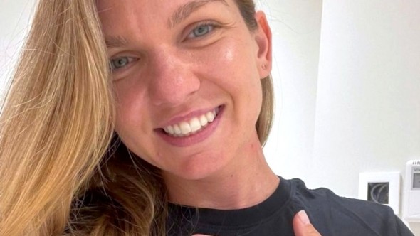 FOTO // Simona Halep se căsătorește! Prima poză cu inelul de logodnă