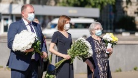 Președintele Maia Sandu a comemorat victimele deportărilor: „E de datoria noastră să păstrăm vie memoria”