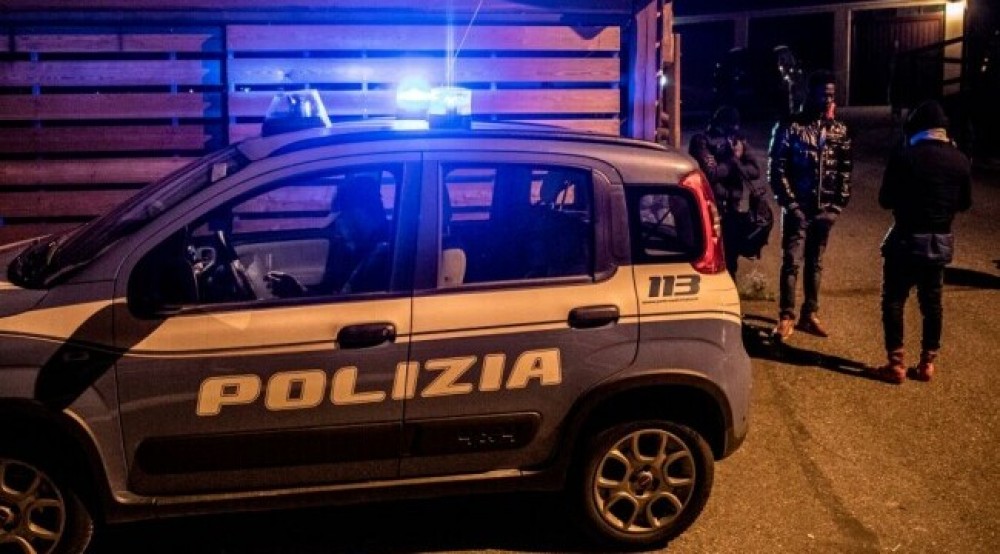Incident șocant: O bombă a fost descoperită în maşina unui politician din Roma