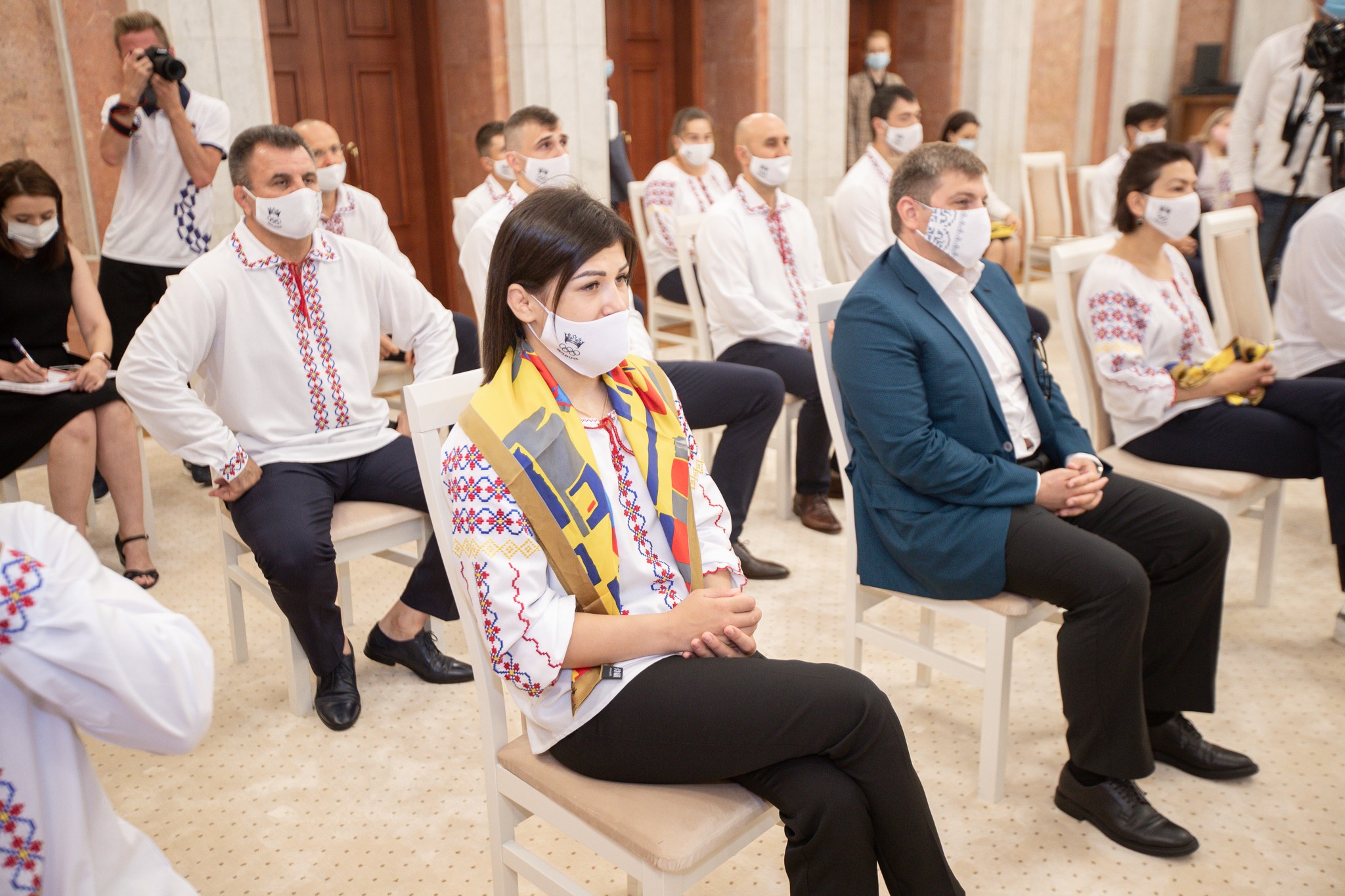 FOTO // Maia Sandu a înmânat Drapelul Republicii Moldova sportivilor moldoveni care vor participa la Jocurile Olimpice de la Tokyo