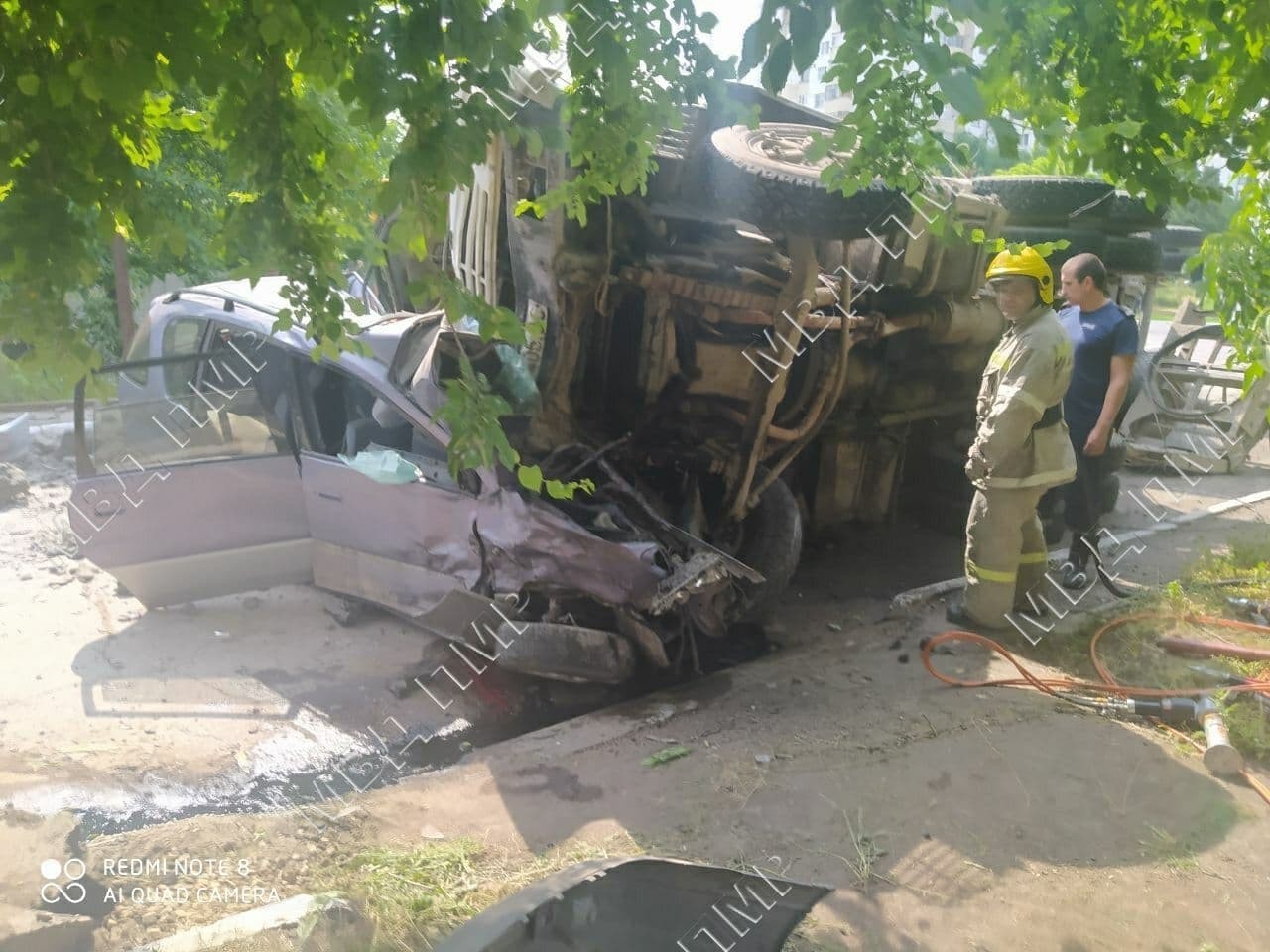 FOTO/VIDEO +18: Accident TERIBIL la Bender. Un șofer a murit după ce mașina sa a fost strivită de un Kamaz