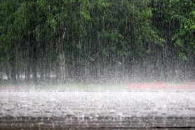 Valori termice temperate şi ploaie. Cum va fi primul weekend din iulie