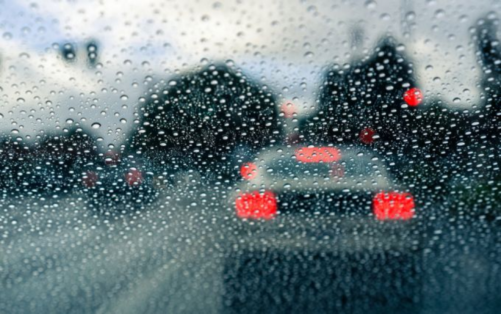 METEO: Ploi pe arii separate și temperaturi ridicate în toată Republica Moldova
