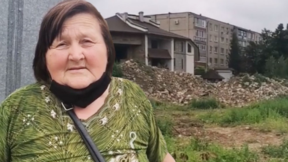 O femeie din Bălți s-a trezit peste noapte fără casă. Locuința a fost demolată și s-a aflat că aceasta aparținea unei întreprinderi