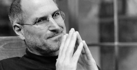 FOTO // Povestea impresionantă a lui Steve Job. În tinerețe nu avea nici să mănânce. Totul despre ascensiunea fondatorului Apple