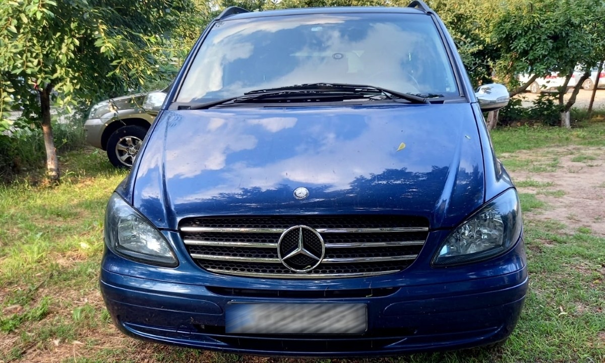 FOTO // Un moldovean a fost prins la volanul unui automobil căutat de autoritățile din Cehia