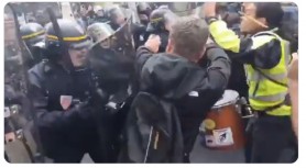 Proteste violente în Franța, chiar de ziua națională a țării. Motivul care a scos mii de oameni pe străzi