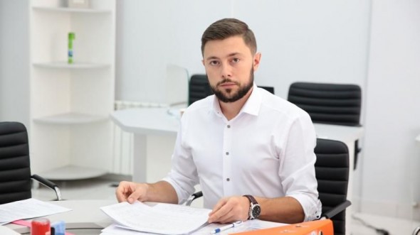DOC // Se împotrivește demisiei semnate de Ion Ceban. Chironda atacă în judecată dispoziția Primăriei