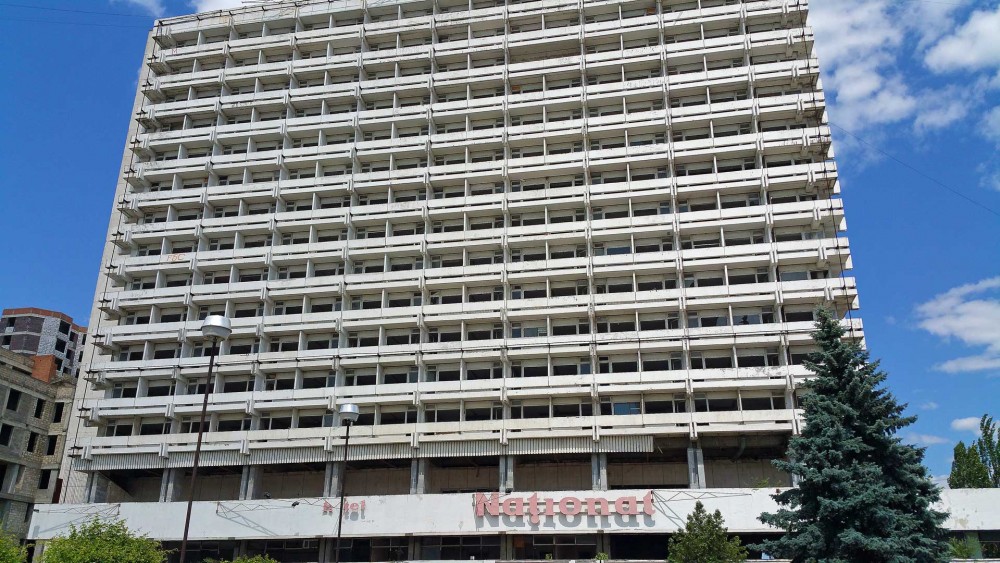 Sergiu Tofilat: Există interese de a demola hotelul „Național”