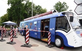 Amplasarea punctelor mobile pentru vaccinarea antiCOVID-19, un troleibuz și un autobuz: 16 iulie 2021