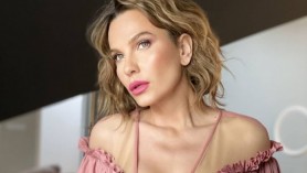 FOTO // Anna Lesko i-a provocat pe fani cu o ipostază incendiară