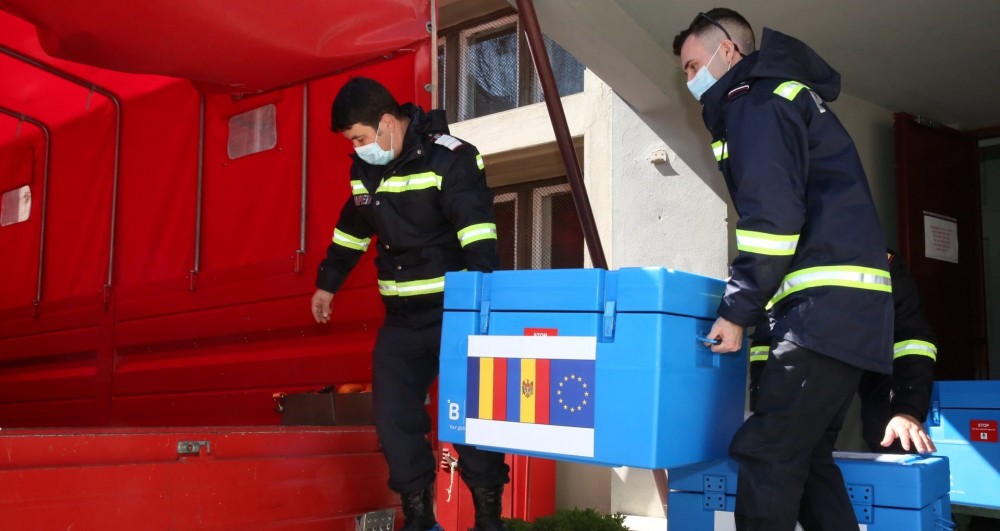 100.000 de doze Pfizer donate de România ajung în următoarele zile în Republica Moldova