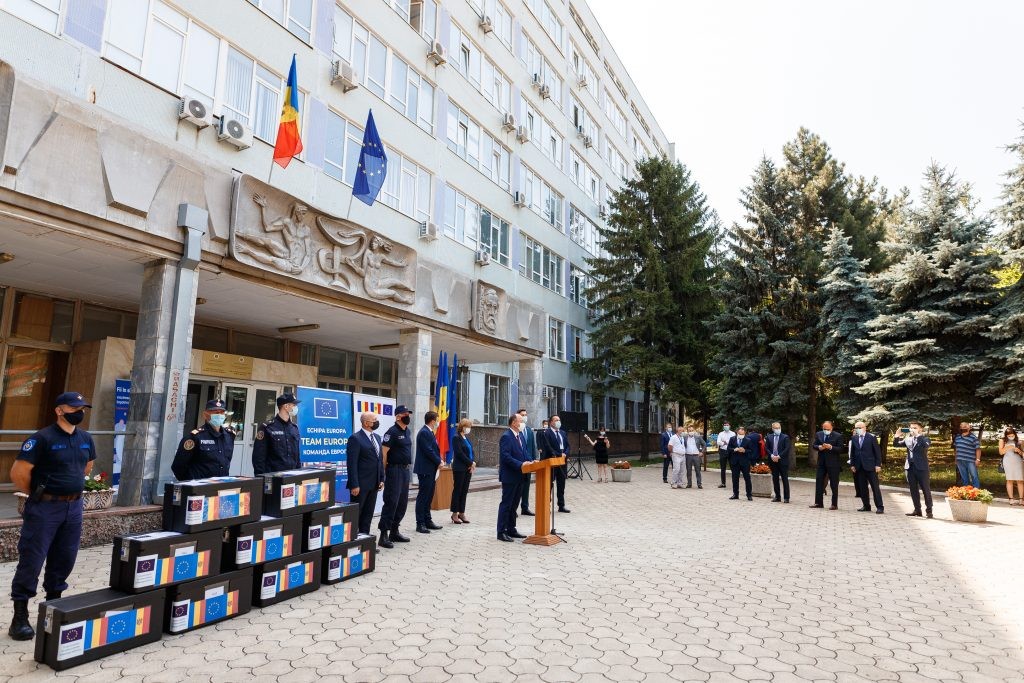 100.620 doze de vaccin Pfizer BioNTech donate cu titlu gratuit de către Guvernul României au ajuns în țară