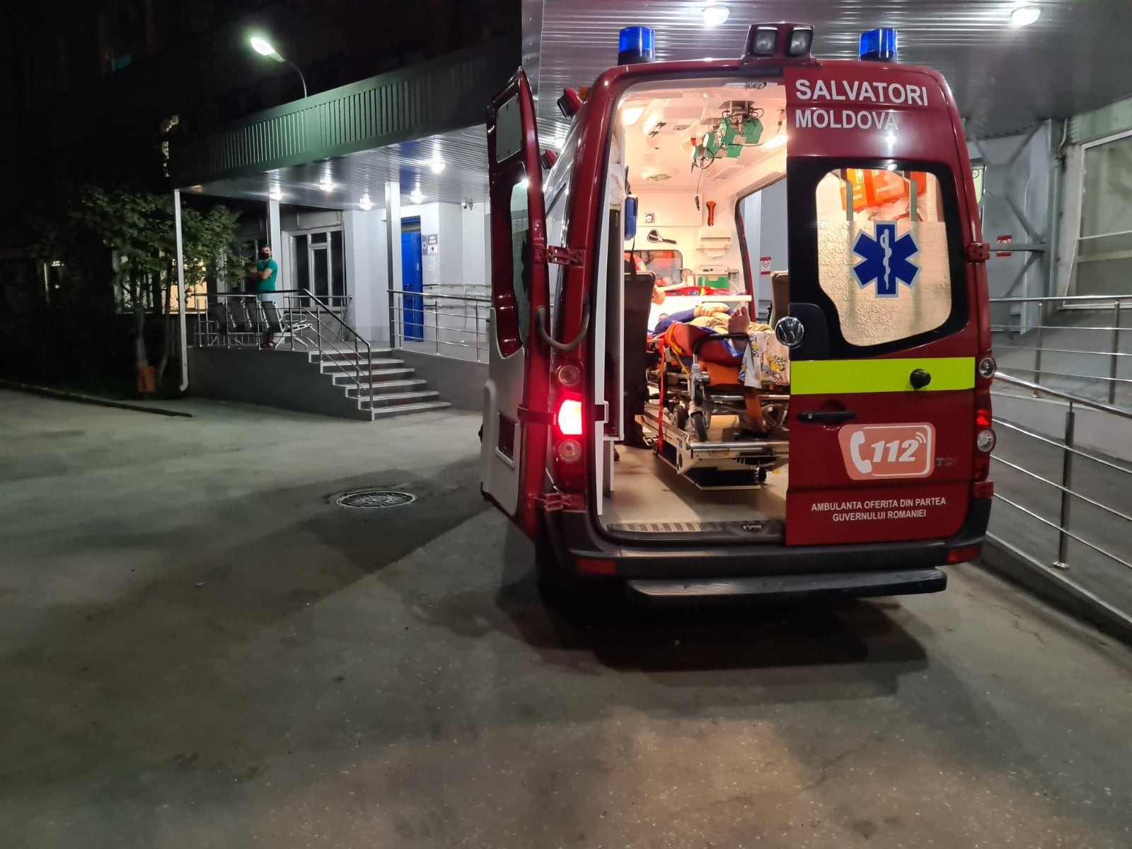 FOTO // Oazu Nantoi a fost adus din Bulgaria în această dimineață. Starea sa este gravă