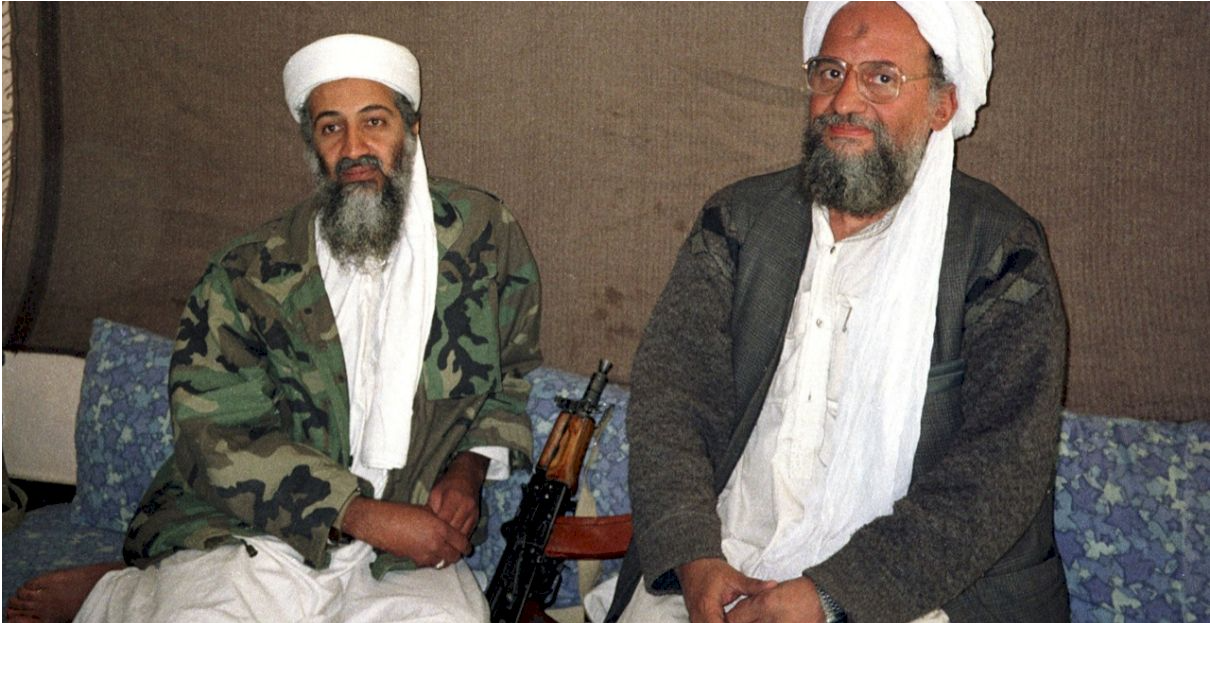 Cine a fost tatăl lui Osama bin Laden, câți copii a avut și cum a murit de fapt. Detalii mai puțin cunoscute
