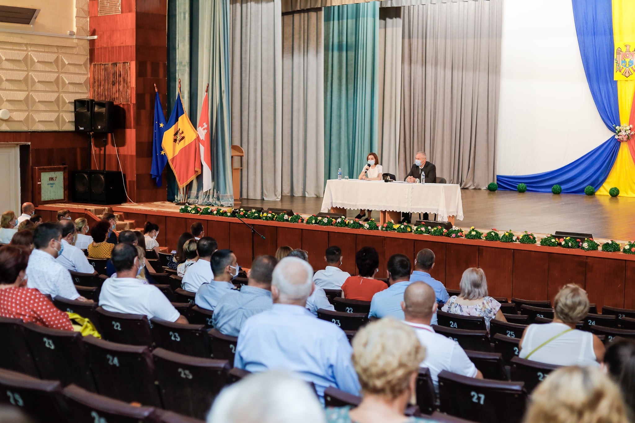 FOTO // Maia Sandu către cetățenii din Criuleni: „Scopul nostru este să acționăm hotărât în toate sectoarele”