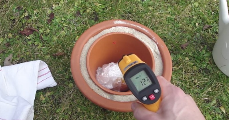 FOTO // Trucul secret pentru a răci alimentele fără frigider, în doar 5 minute. Temperatura ajunge și la 5 grade