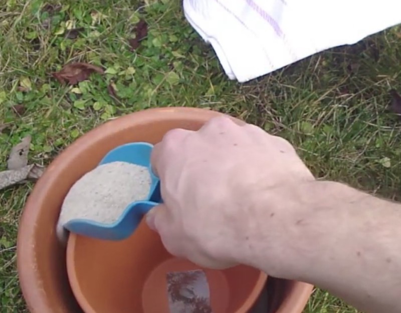 FOTO // Trucul secret pentru a răci alimentele fără frigider, în doar 5 minute. Temperatura ajunge și la 5 grade