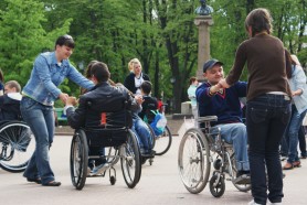 Societatea Invalizilor: Angajarea persoanelor cu dizabilități, în mare parte doar pe hârtie