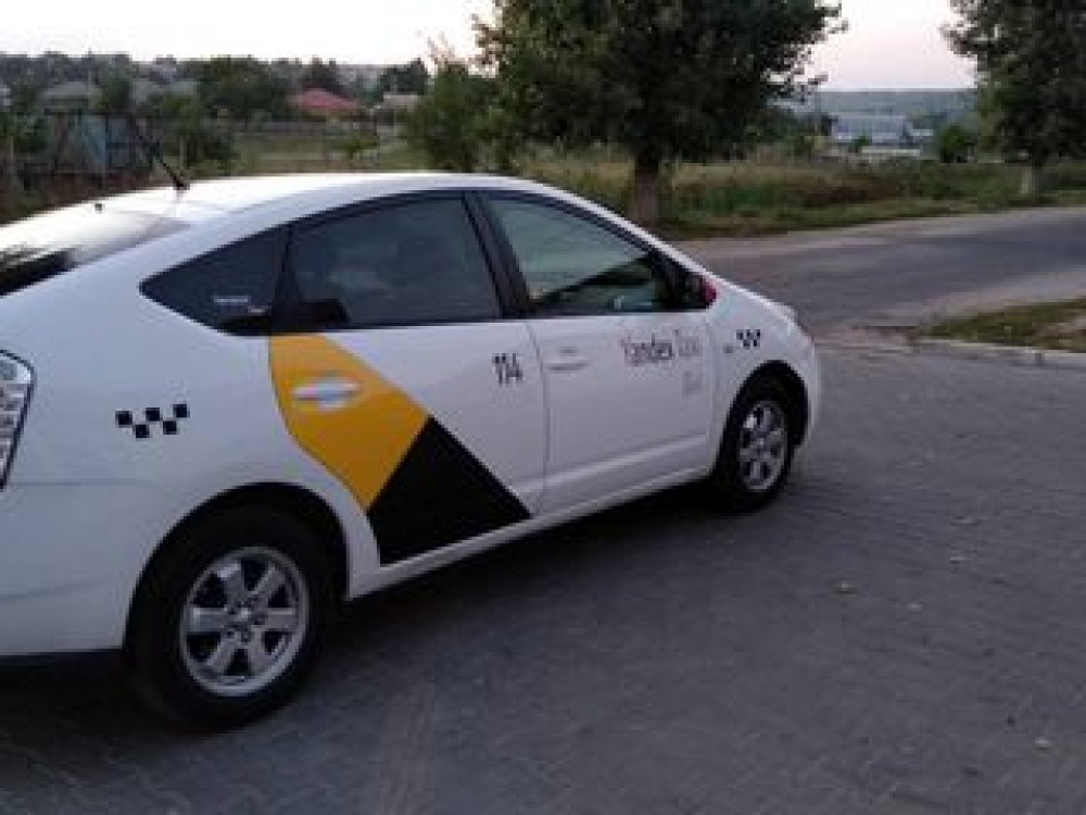 Opt lucruri bine de știut înainte de a porni la drum cu un TAXI