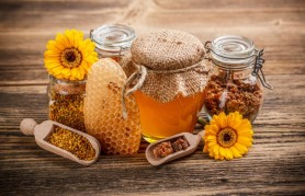 Deși există cerere, Moldova nu poate exporta alte produse apicole decât miere