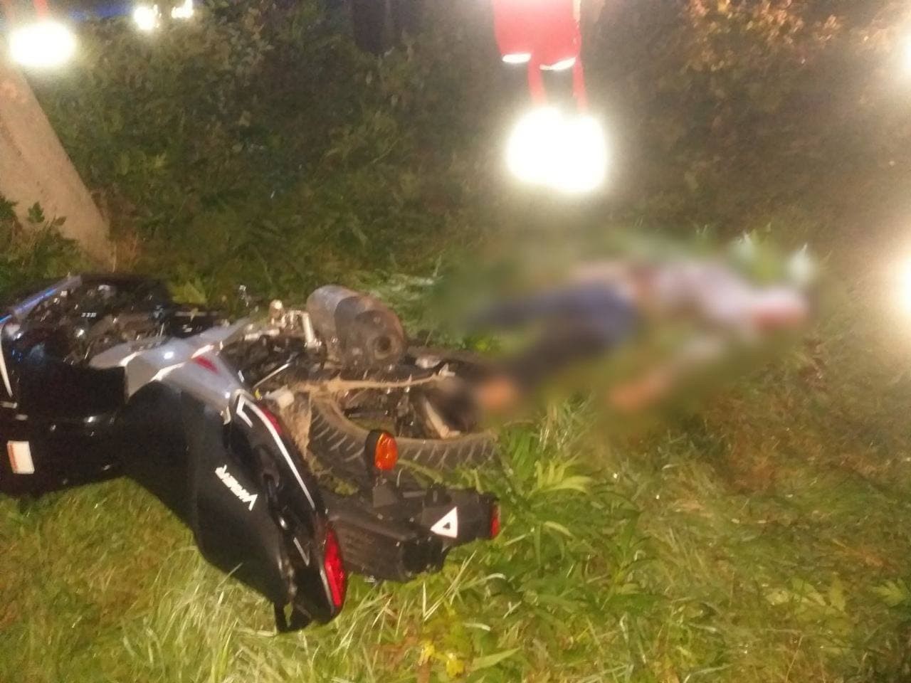 FOTO // Accident grav la Soroca. O tânără de 18 ani a murit după ce s-a răsturnat cu o motocicletă
