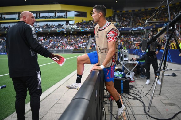 FOTO // O femeie LOVITĂ în plin de Cristiano Ronaldo. Credea că a murit când l-a văzut pe portughez: "Dumnezeule, nu!"