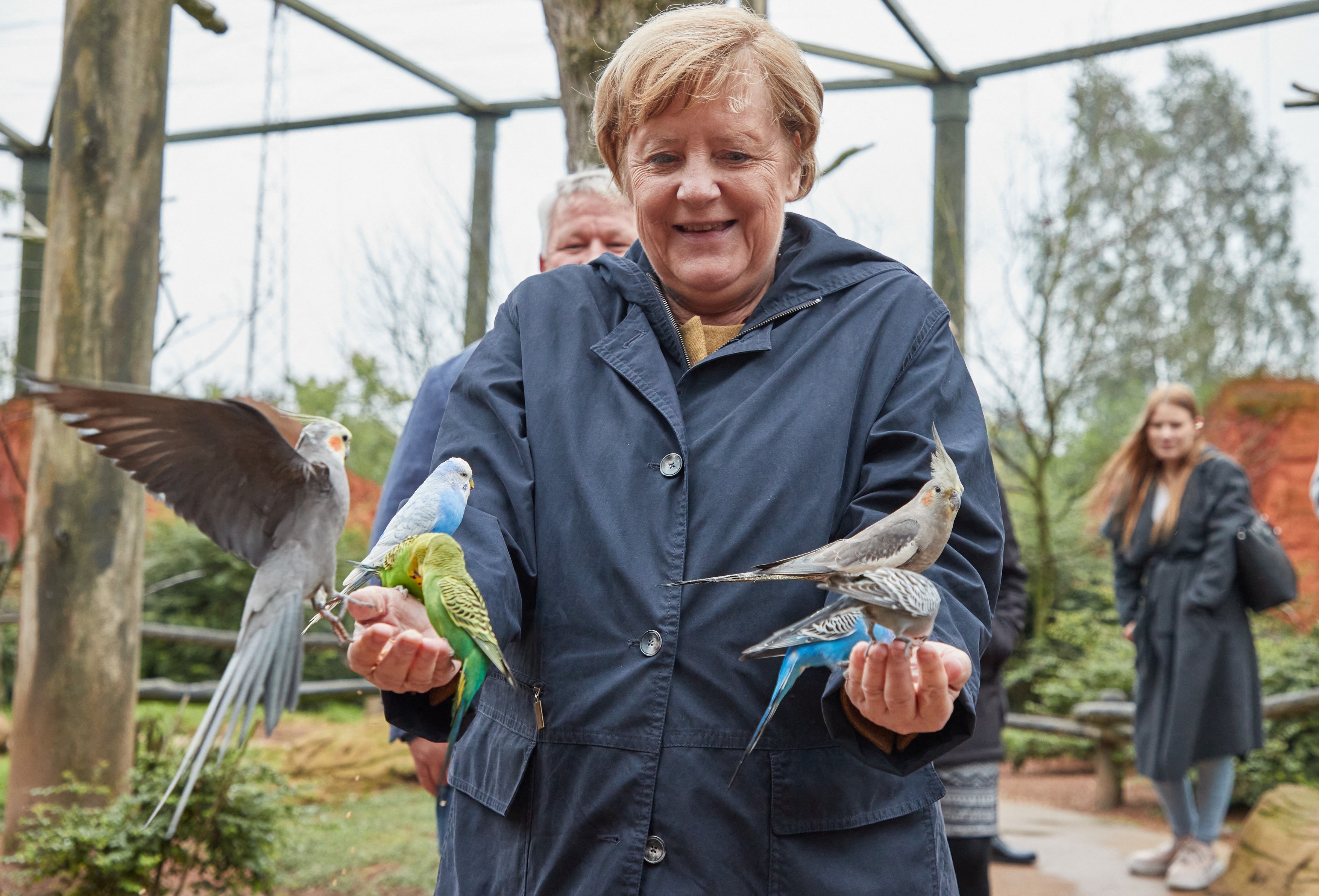 Imaginea zilei: Angela Merkel a vizitat parcul de păsări din Marlow