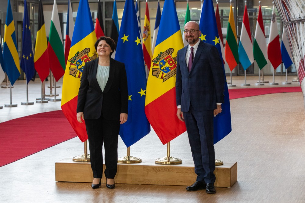 Opinii: Bruxelles-ul privește spre Republica Moldova cu un optimism moderat
