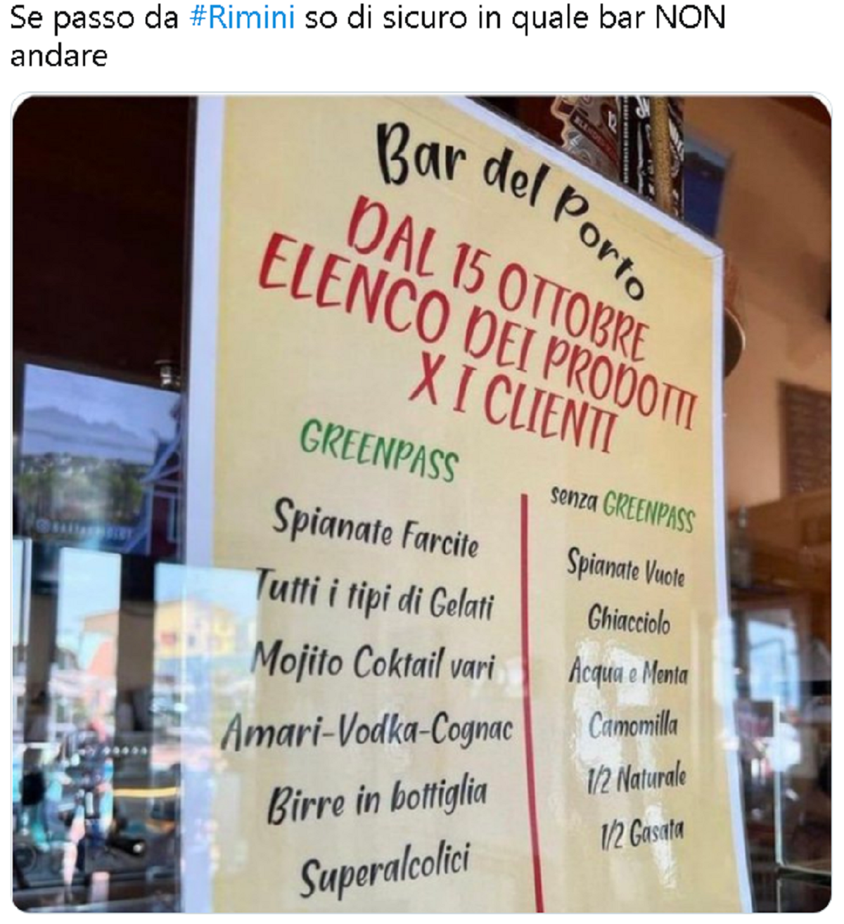 Proprietarul unui local a afișat meniuri diferite: „Pentru vaccinați Mojito, pentru nevaccinați apă”