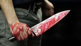 Un bărbat și-a înjunghiat iubita pentru că aceasta nu dorea să întrețină relații intime cu el