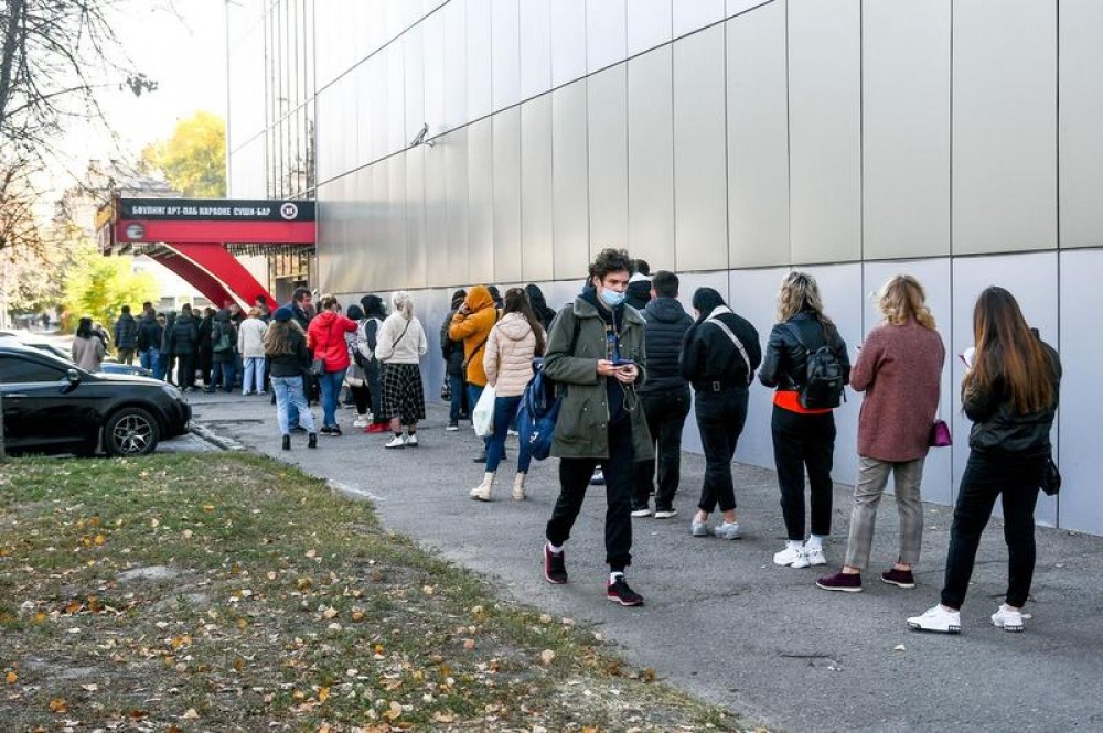 Ucraina: A doua zi consecutivă cu bilanțuri record de cazuri și decese Covid-19
