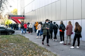 Ucraina: A doua zi consecutivă cu bilanțuri record de cazuri și decese Covid-19