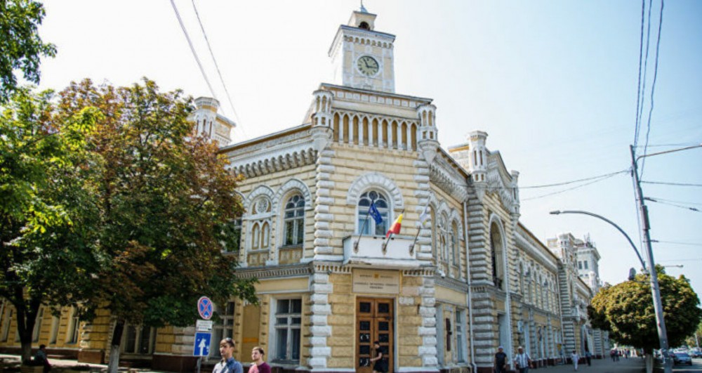 PAS vrea să conducă Chișinăul: Domnul Ceban se străduiește, dar candidatul nostru cu siguranță poate face mai multe