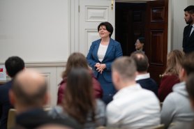 FOTO // Natalia Gavrilița s-a întâlnit cu mai mulți moldoveni stabiliți în Marea Britanie