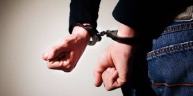 VIDEO // O femeie de 52 de ani violată de un copil de numai 13 ani în spatele unui bloc de locuit de pe malul Bistriței