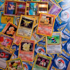 Cărțile de joc Pokemon, noul Bitcoin. Cea mai scumpă a fost vândută cu 375.000 de dolari