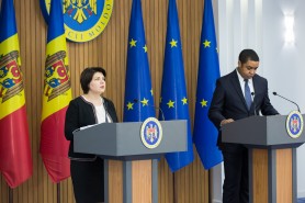 Ex-premier: Negocierile Guvernului cu FMI sunt secrete pentru că ar putea aduce prejudicii de imagine guvernării