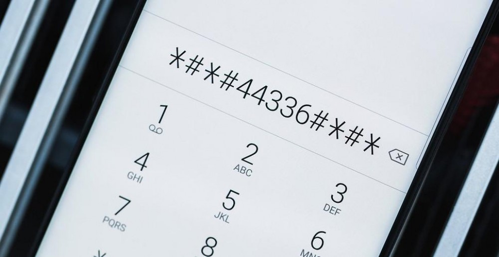 Coduri secrete pentru Samsung și iPhone. Deblochează funcții ascunse ale telefonului