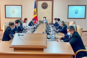7 persoane vor primi indemnizații unice pentru procurarea spațiului locativ