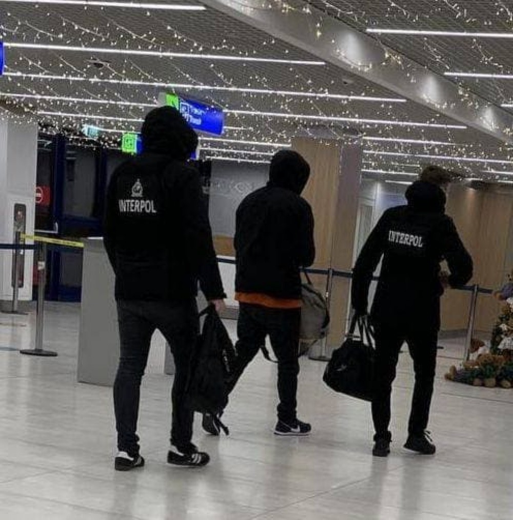 Un moldovean căutat pe canalele Interpol, extrădat din Polonia