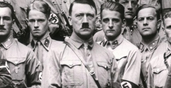 Omul care l-a înmormânat pe Hitler. Dezvăluirile incredibile făcute de cel care i-a fost aproape dictatorului până la sfârșit
