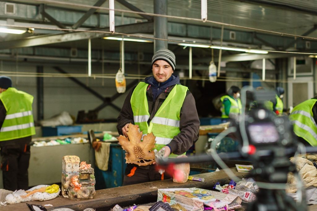 FOTO // Muzeul lucrurilor pierdute, deschis la Chișinău: Sunt expuse medalii, icoane, suvenire din diferite țări și obiecte de decor