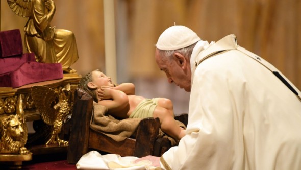 Mesaj de Crăciun al Papei Francisc: Priviți dincolo de lumini și decorațiuni și amintiți-vă de cei nevoiași