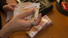 Moldovenii mai bogați în 2021? Salariul mediu ar fi ajuns la 420 de Euro