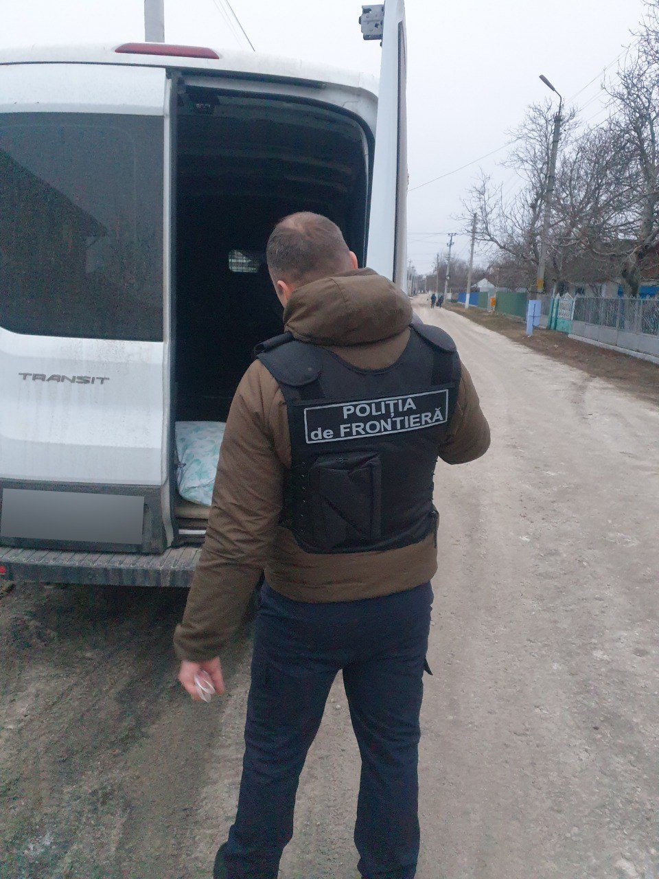 Contrabandă cu țigări. Este implicat și un fost polițist de frontieră