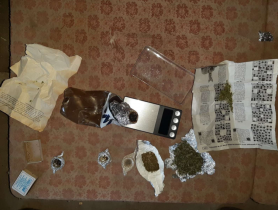 Droguri în valoare de 30.000 de lei, scoase din circuit de polițiștii din Strășeni