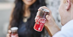 Câtă cofeină conține de fapt o Coca-Cola. Răspunsul te va surprinde